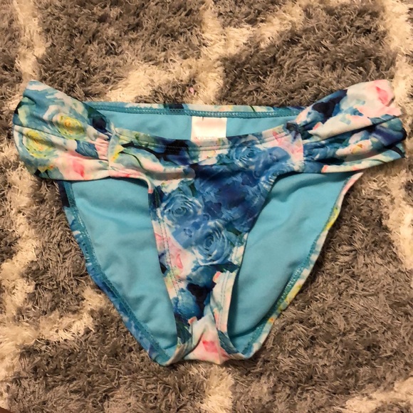 Flower bathing suit bottoms xs - Picture 2 of 3
